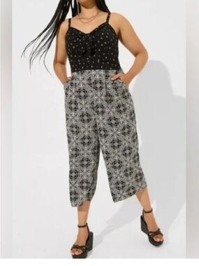 torrid Black & Gray Patterned Cropped Wide-Leg Jumpsuit